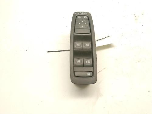 Used Left front window switch Left front window switch RENAULT MEGANE IV Hatchback (B9A/M/N_) 1.5 dCi 110 (B9A3) (110 hp) 40442459 40442459