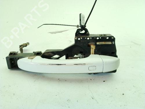 front-left-exterior-door-handle-renault-megane-iv-hatchback-b9amn_-2015-26572061 main image