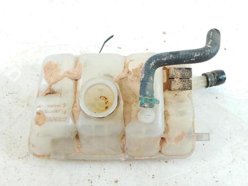expansion-tank-renault-megane-iv-hatchback-b9amn_-2015-25753808 main image