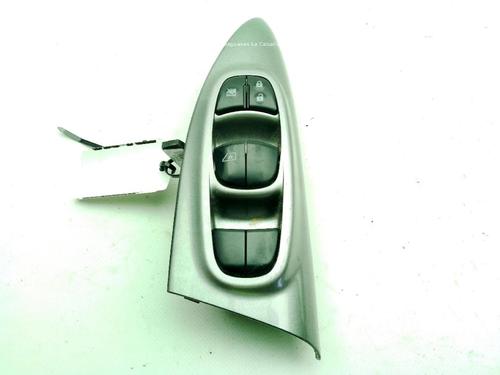 Used Left front window switch NISSAN JUKE (F15) 1.5 dCi (110 hp) 31989738