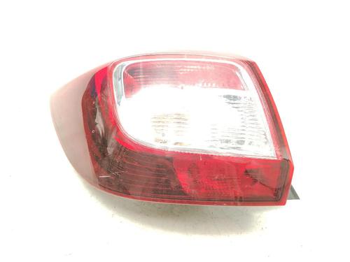 right-taillight-dacia-sandero-ii-2012-38920327 main image