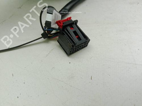 Right mirror VW GOLF V (1K1) 1.4 16V | BP32182600C27 