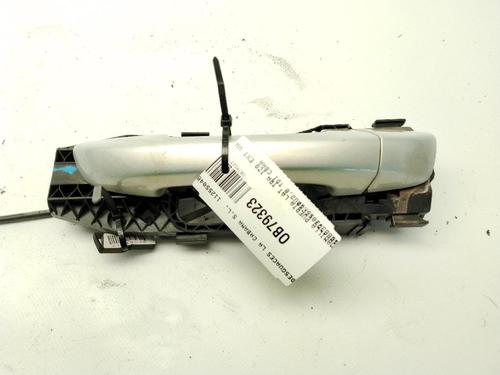 Używane Klamka zewnętrzna drzwi tylnych lewych VW GOLF VI (5K1) 2.0 TDI (136 hp) 30146026