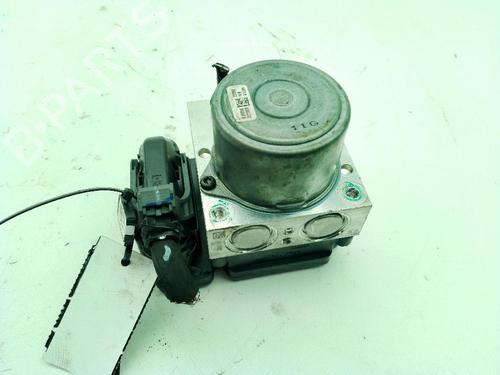 Used ABS pump HYUNDAI i10 III (AC3, AI3) 1.0 MPi (67 hp) 31989634