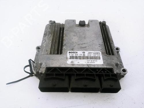 Module électronique RENAULT MEGANE III Hatchback (BZ0/1_, B3_) 2.0 dCi (163 hp) 31990069