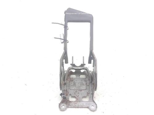 Frein à main RENAULT MEGANE II (BM0/1_, CM0/1_) 1.9 dCi (131 hp) 24048221