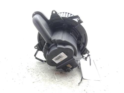 Heater blower motor RENAULT CLIO IV (BH_) 1.5 dCi 90 | BP24047822M62
