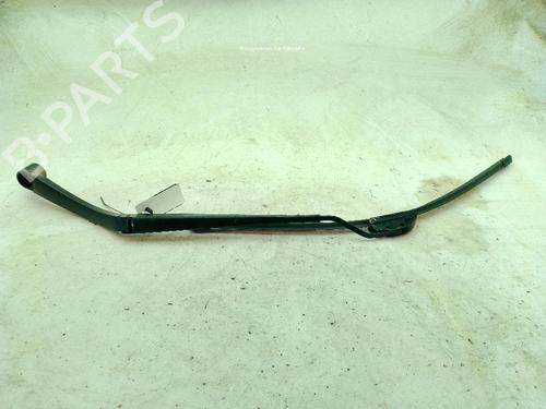 Used Front windshield wiper arm HYUNDAI TUCSON (TL, TLE) 1.6 CRDi hybrid 48V All-wheel Drive (136 hp) 25984601