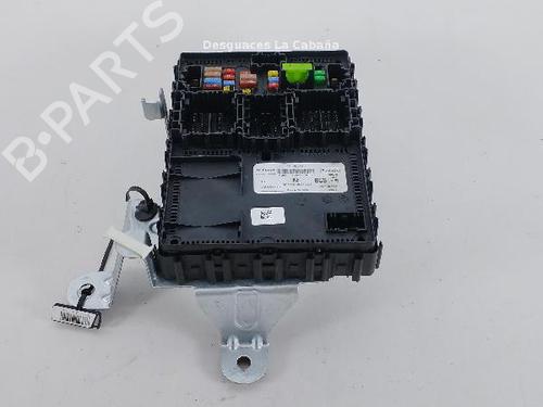 Used Fuse box FORD ECOSPORT 1.0 EcoBoost (125 hp) 24041492