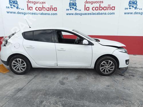 Left front fog light RENAULT MEGANE III Hatchback (BZ0/1_, B3_) 1.2 TCe (BZ2B, BZ11) | BP31989299C30 