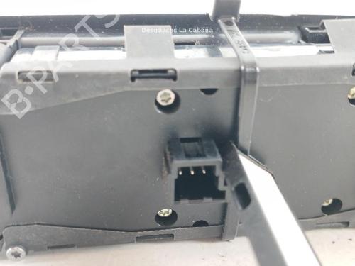 Left front window switch MERCEDES-BENZ GLA-CLASS (X156) GLA 200 CDI / d (156.908) | BP31990235I27 - Image 2