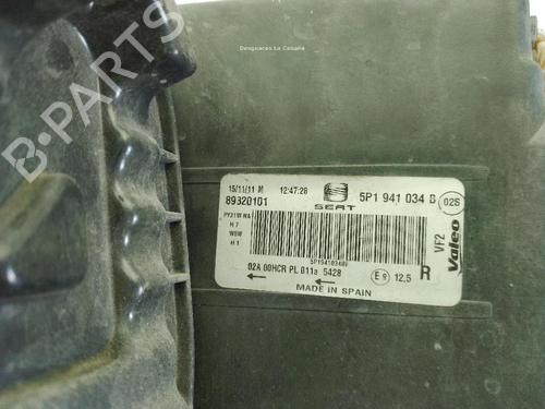 Right headlight SEAT LEON (1P1) 1.6 TDI | BP30146319C29