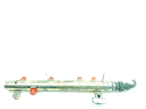 Used Injection rail Injection rail IVECO DAILY VI Van 33S16, 35S16, 35C16, 38S16, 40C16, 42S16, 50C16 (156 hp) 36375406 36375406