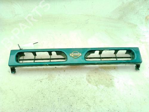 Used Grille NISSAN TERRANO II (R20) 2.7 TD 4WD (101 hp) 26055938