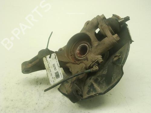Used Left front steering knuckle HYUNDAI TUCSON (JM) 2.0 CRDi (136 hp) 32402663