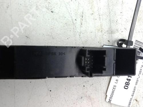Left front window switch BMW 3 (E46) 320 d | BP29765387I27 - Image 2