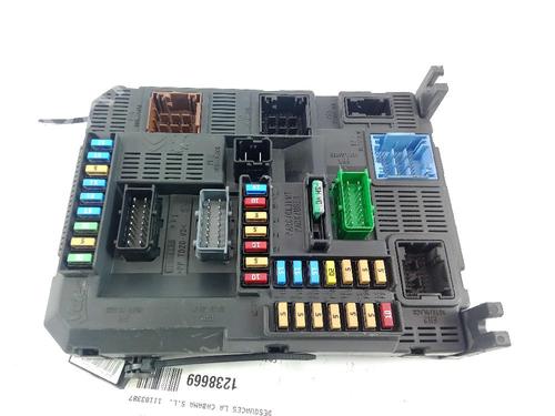 Used Fuse box Fuse box PEUGEOT 208 I (CA_, CC_) 1.2 VTI 82 (82 hp) 24121584 24121584