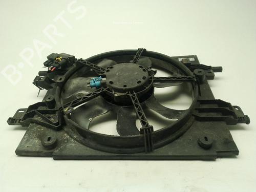 Used Radiator fan Radiator fan DACIA DUSTER (HS_) 1.2 TCe 125 (125 hp) 40121712 40121712