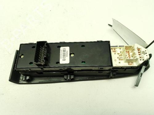 Left front window switch KIA SPORTAGE III (SL) 1.6 GDI | BP35973728I27 - Image 2
