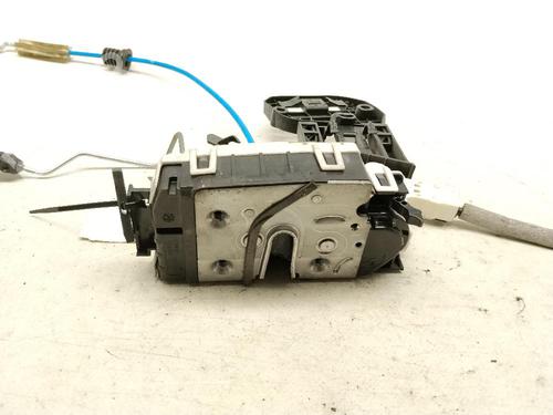 rear-right-lock-mercedes-benz-a-class-w176-2012-2013-2014-2015-2016-2017-2018-36833391 main image