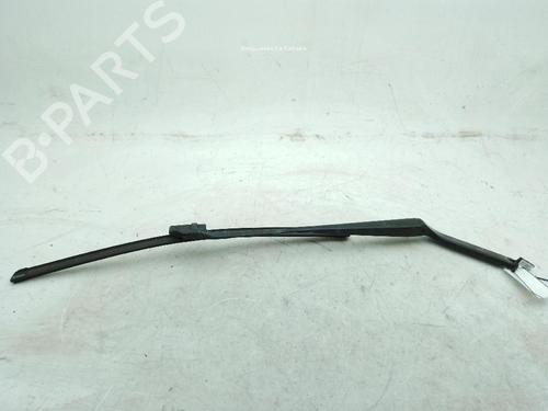 Used Front windshield wiper arm BMW X5 (E70) xDrive 30 d (245 hp) 24048675