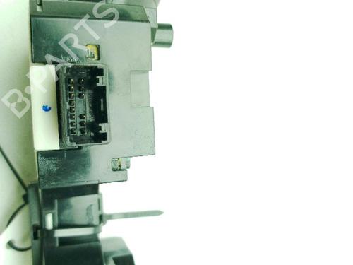 Headlight switch NISSAN JUKE (F15) 1.5 dCi | BP31990043I24