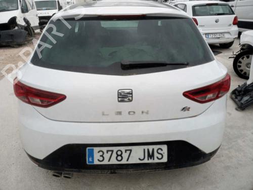 Left front suspension arm SEAT LEON ST (5F8) 2.0 TDI 4Drive | BP31989169M12 