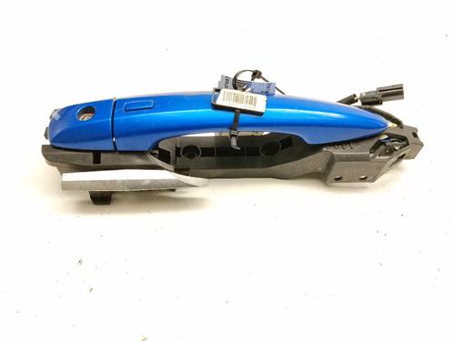 front-left-exterior-door-handle-nissan-juke-f16_-2019-38589577 main image