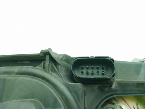 Right headlight AUDI A8 D2 (4D2, 4D8) 2.5 TDI | BP29746768C29 