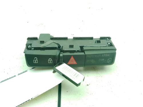 Used Warning switch Warning switch OPEL ZAFIRA TOURER C (P12) 2.0 CDTi (75) (130 hp) 24546560 24546560