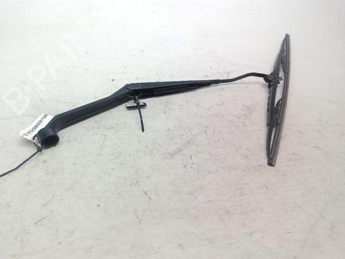 Used Front windshield wiper arm SUZUKI GRAND VITARA II (JT, TE, TD) 1.6 All-wheel Drive (JB416) (106 hp) 30477192