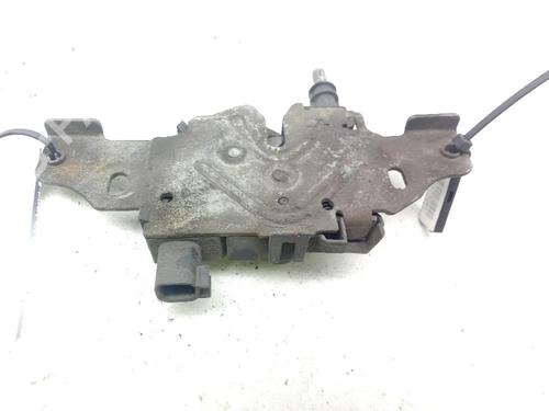 Used Hood lock FORD MONDEO III (B5Y) 2.0 16V TDDi / TDCi (115 hp) 26517570
