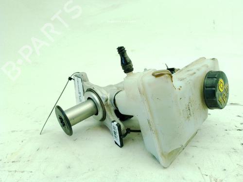 Used Brake master cylinder Brake master cylinder VW T-ROC Convertible (AC7, AC8) 1.0 TSI (110 hp) 40062043 40062043