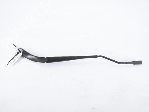 front-windshield-wiper-arm-renault-captur-i-j5_-h5_-2013-31988739 main image