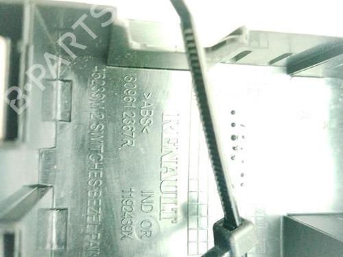 Left front window switch RENAULT CLIO IV (BH_) 0.9 TCe 90 (BHNF, BHMA, BHMH, BHJK, BHJR) | BP29151525I27 