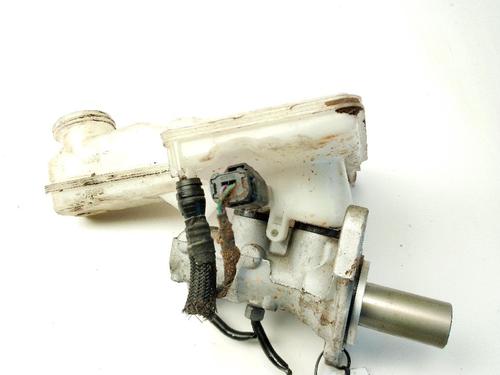 Used Brake master cylinder Brake master cylinder CITROËN C4 III (BA_, BB_, BC_) 1.2 PureTech 130 (BAHNSA, BAHNSB) (130 hp) 33871541 33871541