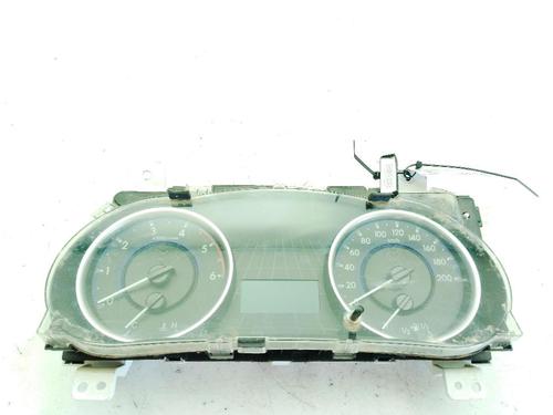 Used Instrument cluster TOYOTA HILUX VIII Pickup (_N1_) 2.4 D (GUN112_, GUN122_, GUN135_, GUN120_, GUN135R,... (150 hp) 28620227
