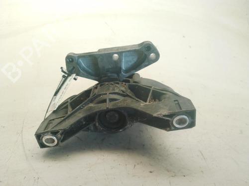 Used Engine mount Engine mount PEUGEOT 3008 II SUV (MC_, MR_, MJ_, M4_) 1.5 BlueHDi 130 (131 hp) 24928873 24928873