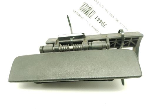 Used Front left exterior door handle Front left exterior door handle 37088241 37088241