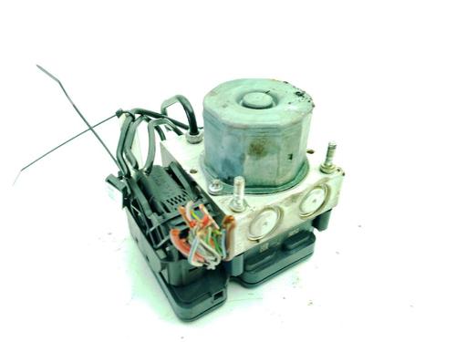 Used ABS pump ABS pump MERCEDES-BENZ GLA-CLASS (X156) GLA 220 CDI 4-matic (156.905) (170 hp) 33232640 33232640