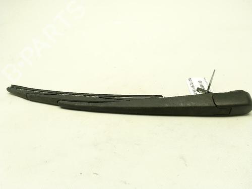 Used Rear windshield wiper arm Rear windshield wiper arm 39491747 39491747