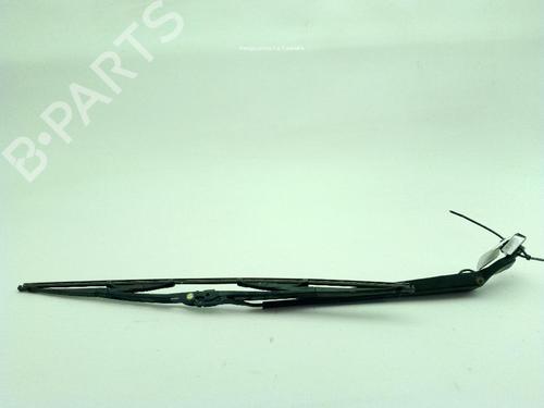 Used Front windshield wiper arm TOYOTA HILUX VI Pickup (_N1_) 2.4 TD 4WD (LN165_, LN170_, LN190_, LN165, LN165H,... (90 hp) 30410609