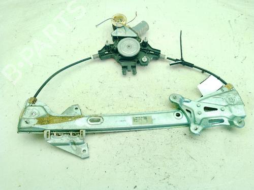 Used Front right window mechanism Front right window mechanism TOYOTA COROLLA Hatchback (_E21_, _EA1_, _EH1_) 1.8 Hybrid (ZWE211) (98 hp) 27924832 27924832