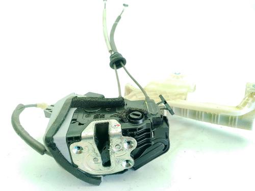 Fechadura trás esquerda HYUNDAI IONIQ (AE) 1.6 GDI Hybrid (141 hp) 31352215