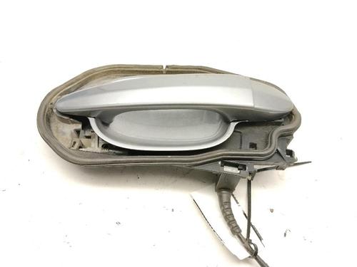 Used Front right exterior door handle Front right exterior door handle BMW 5 (E60) 530 d (235 hp) 39766216 39766216