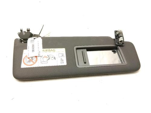 Used Right sun visor Right sun visor 39198441 39198441