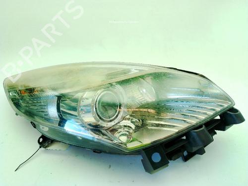Højre forlygte Højre forlygte RENAULT GRAND SCÉNIC III (JZ0/1_) 1.9 dCi (JZ0J, JZ0N, JZ1K, JZ1S) (131 hp) 33871688 33871688