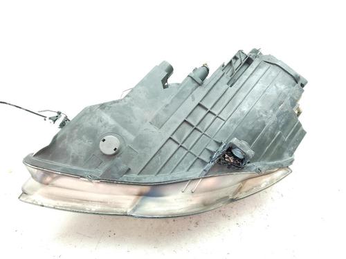 Right headlight VW PASSAT B6 (3C2) 2.0 TDI | BP24050762C29 