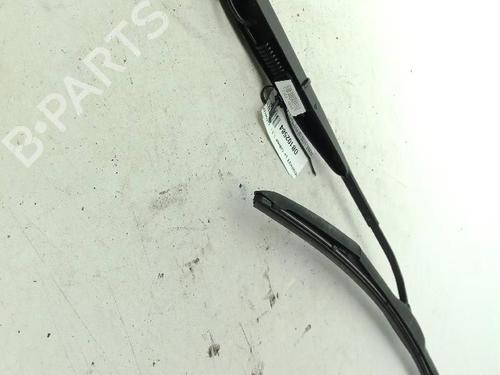 front-windshield-wiper-arm-suzuki-ignis-iii-mf-ff-2016-32437867 main image