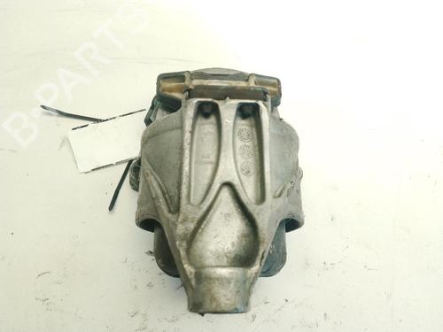 Used Engine mount Engine mount AUDI A4 B9 Avant (8W5, 8WD) 2.0 TDI (150 hp) 27451363 27451363